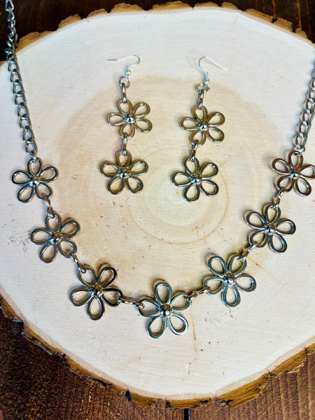Flower Power Necklace and Earring Set